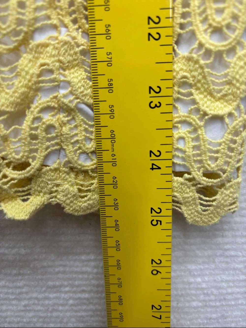 Lilly Pulitzer | Yellow Strapless Lace Dress crochet 0 - Picture 5 of 7